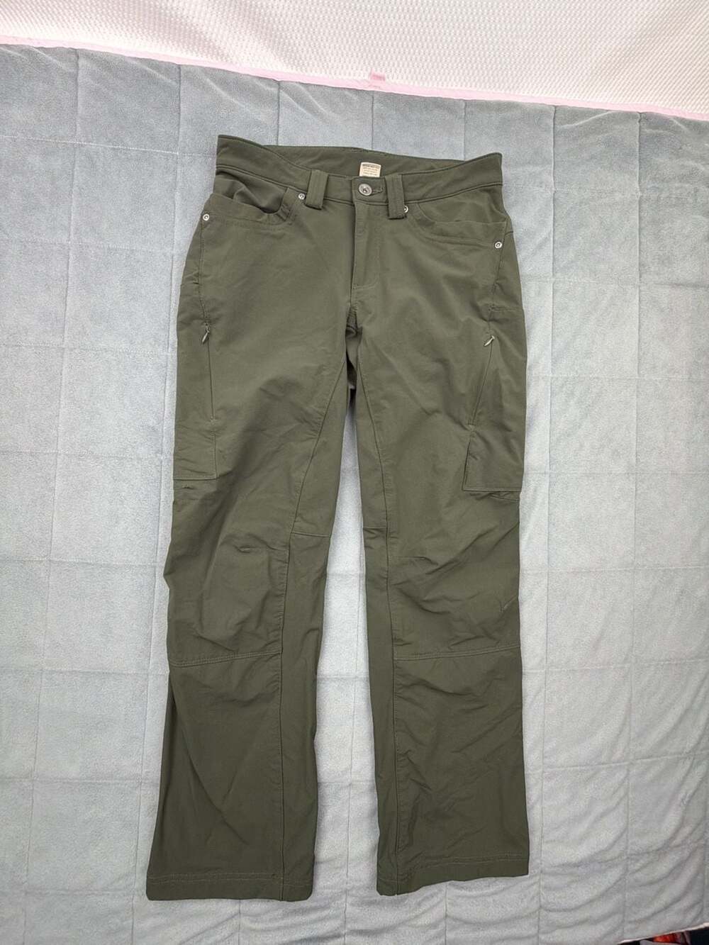 Duluth Trading Co Flexpedition Cargo Pants Size 4 x 29 Green Hiking